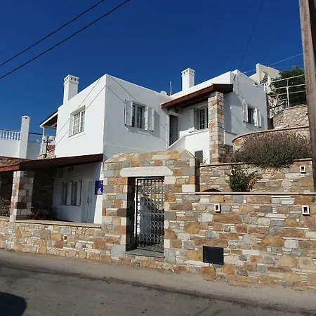 Niki * Masouri